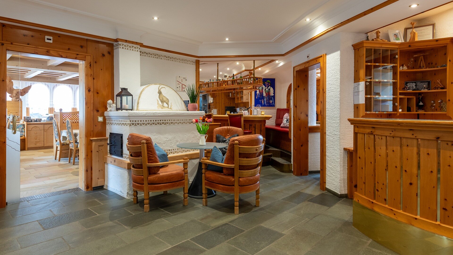 Hotelhalle - Alpin Sporthotel Bündnerhof Samnaun Dorf
