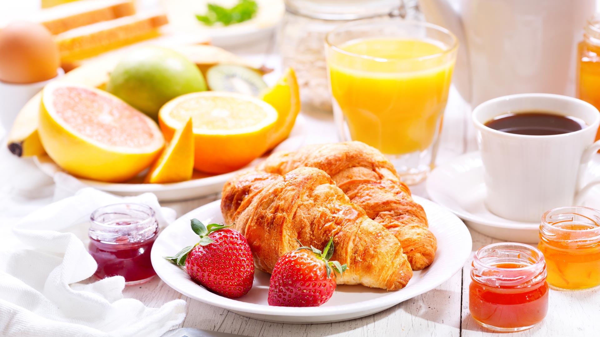 exklusive SWISS Frühstücksbuffet im Country Wellnesshotel Bündnerhof exklusive SWISS Frühstücksbuffet im Country Wellnesshotel Bündnerhof